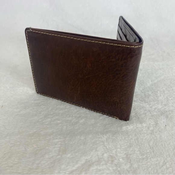 NEW BOSCA Essentials Men's BiFold Wallet Brown Leather Thin Card - Picture 4 of 6